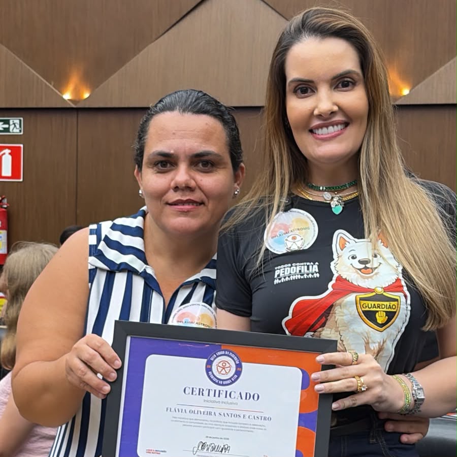 Flávia Castro na campanha — foto 5 de 16