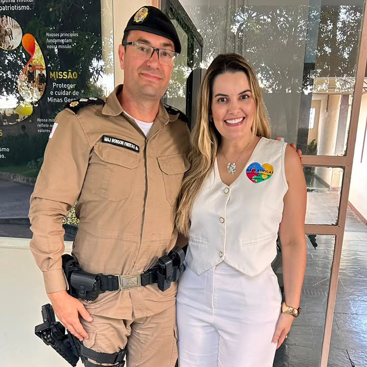 Flávia Castro na campanha — foto 12 de 16